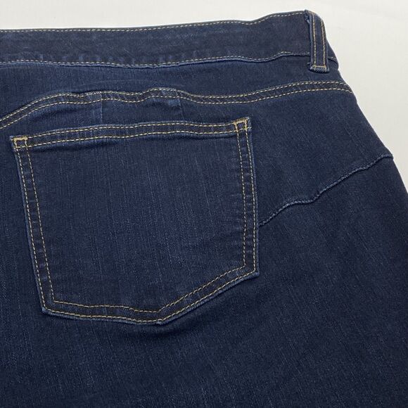 Torrid Bombshell Straight Jeans Women's 22 Tall Dark Wash Elastic Waistband EUC - Picture 4 of 8